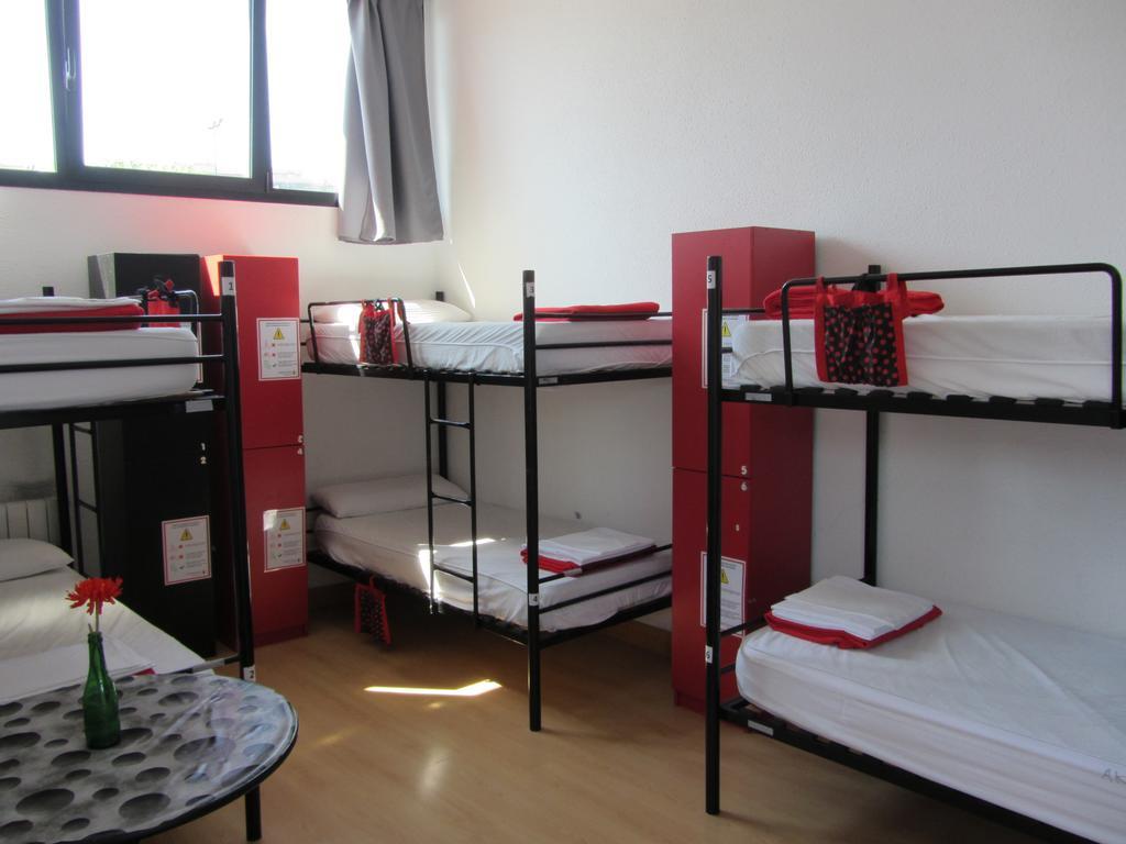 Lit dans Dortoir Mixte de 6 Lits